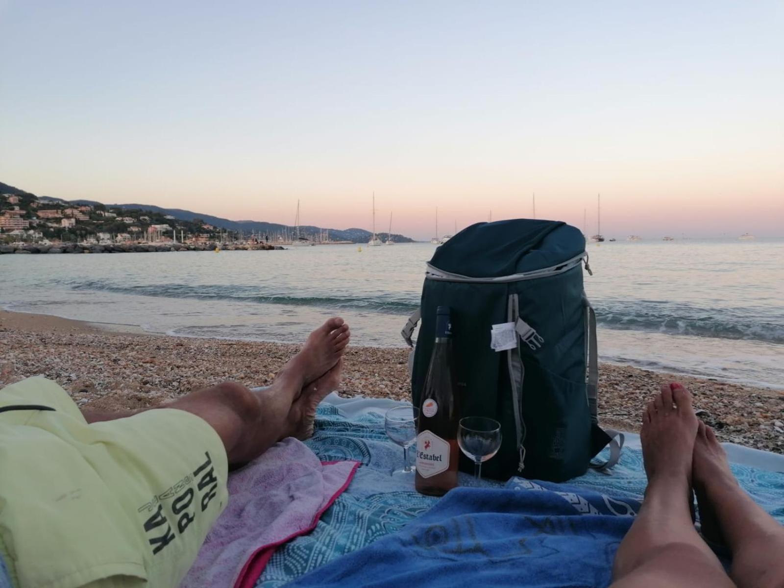 Studio Avec Coin Nuit, 100 M De La Mer Le Lavandou Exterior foto